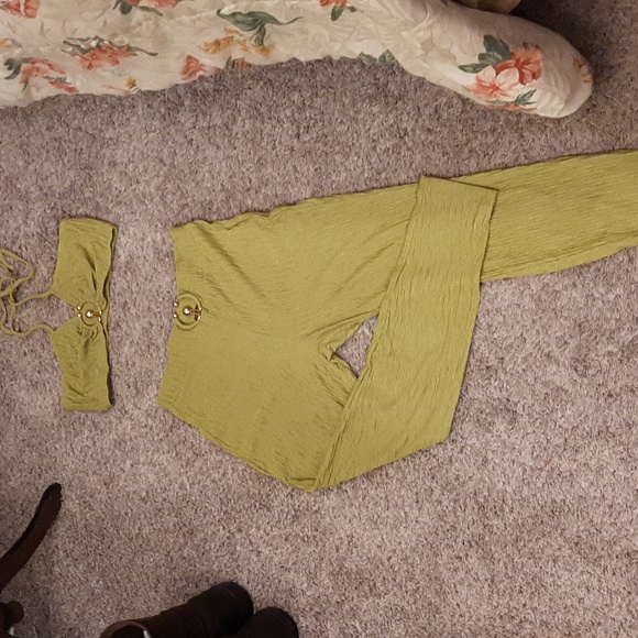 Shein 2 piece outfit - Picture 2 of 5